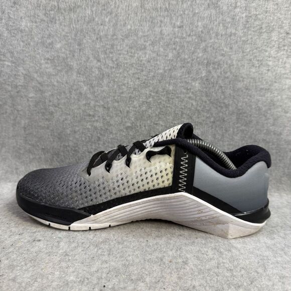 Nike Shoes Womens Size 7 Metcon 6 Black White Crossfit Workout Running Sneakers - Picture 7 of 9